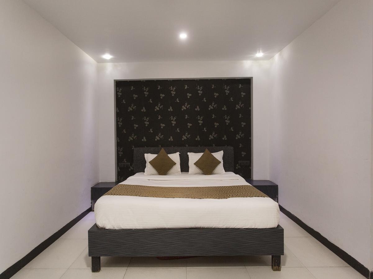 Oyo 14068 Rendezvous Resorts Aurangabad  Ngoại thất bức ảnh