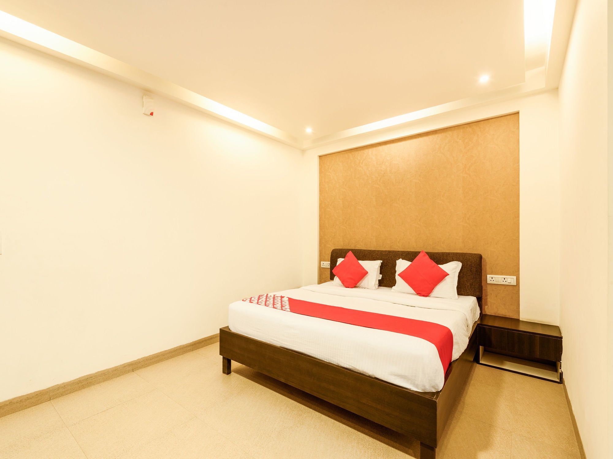 Oyo 14068 Rendezvous Resorts Aurangabad  Ngoại thất bức ảnh